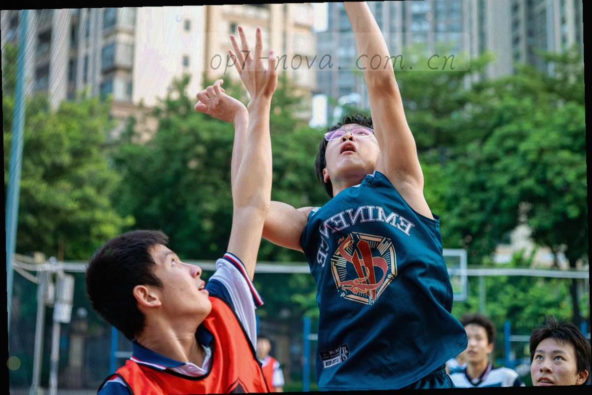 俯视视角的区域点位图，多个点位由细线连成一圈，其中一个点位以信号橙高亮作为起点